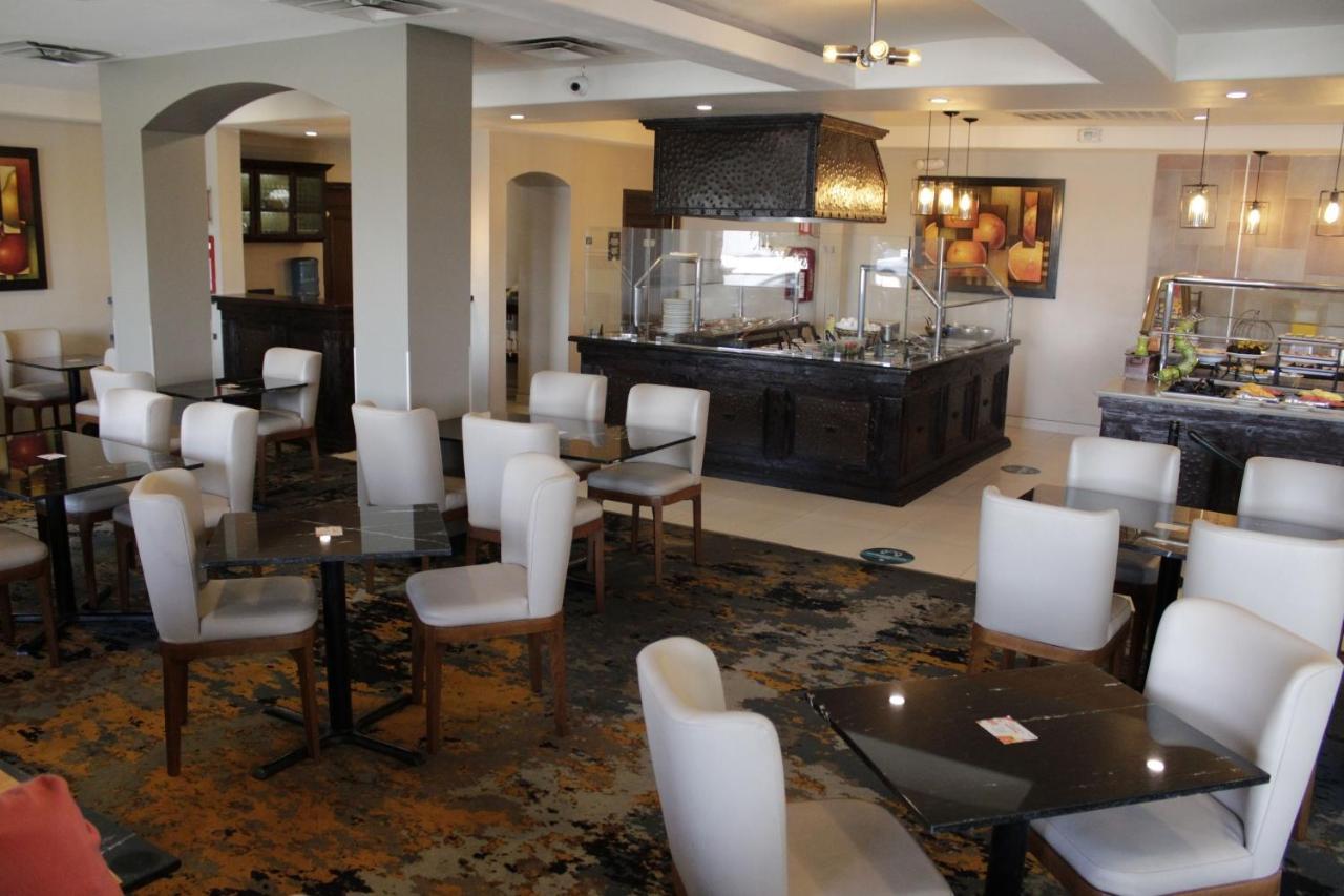 Hotel Calafia Mexicali Extérieur photo