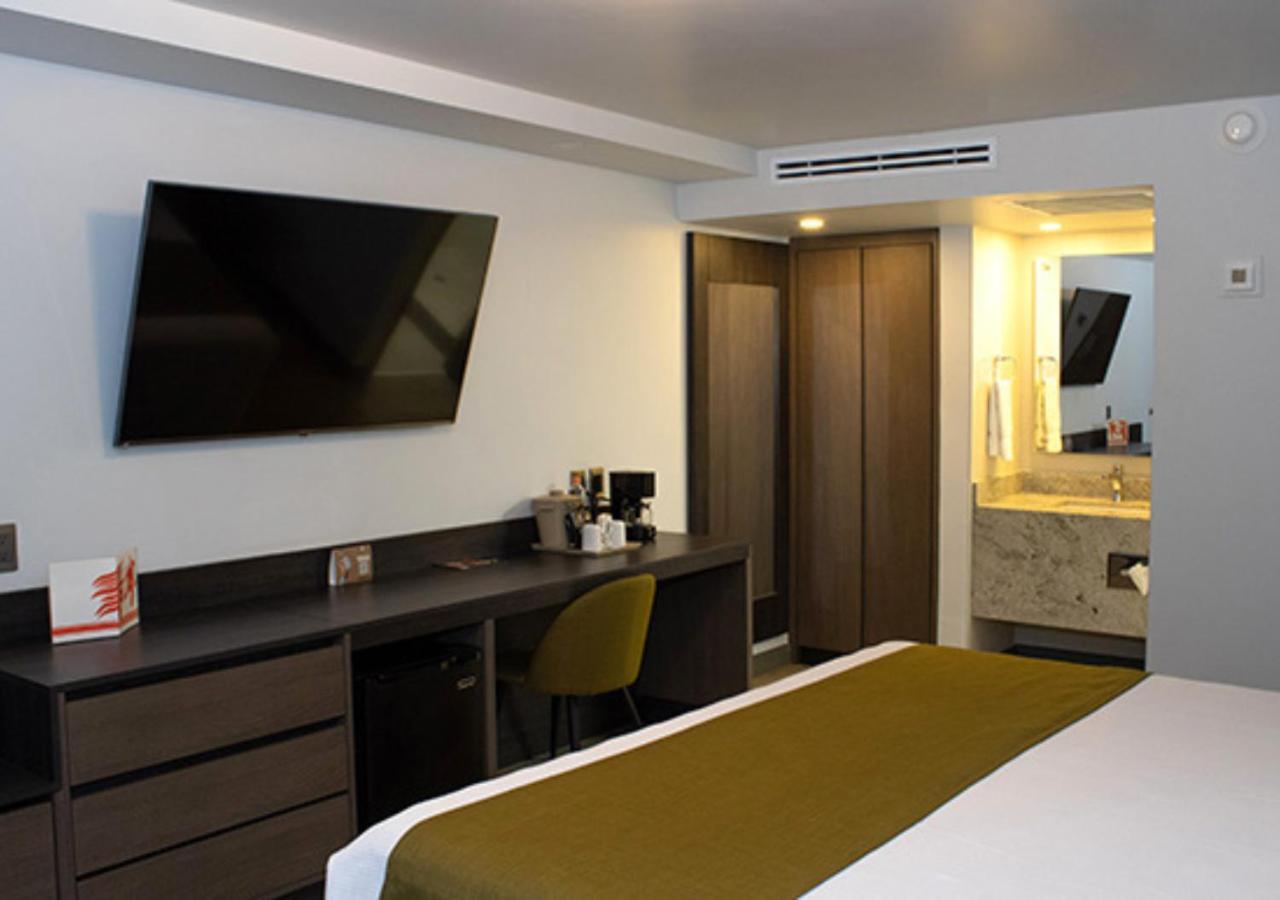 Hotel Calafia Mexicali Extérieur photo